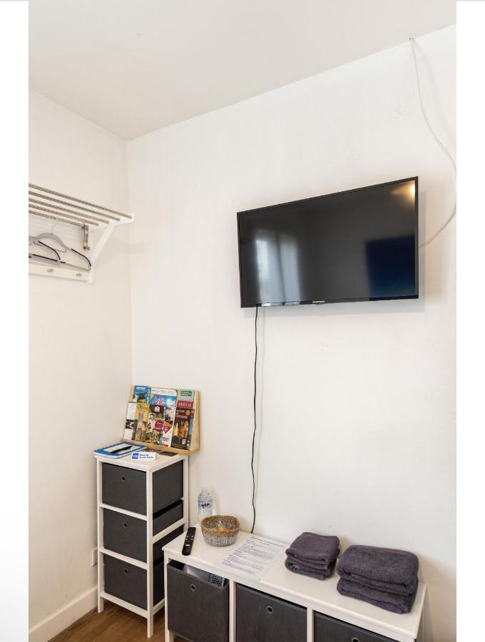 Villa Des Palmiers, Chambre 3, Lit Double فينوف سور لو المظهر الخارجي الصورة